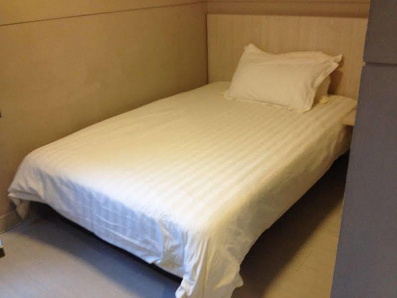 Jinjiang Inn Shanghai Maotai Road Екстер'єр фото